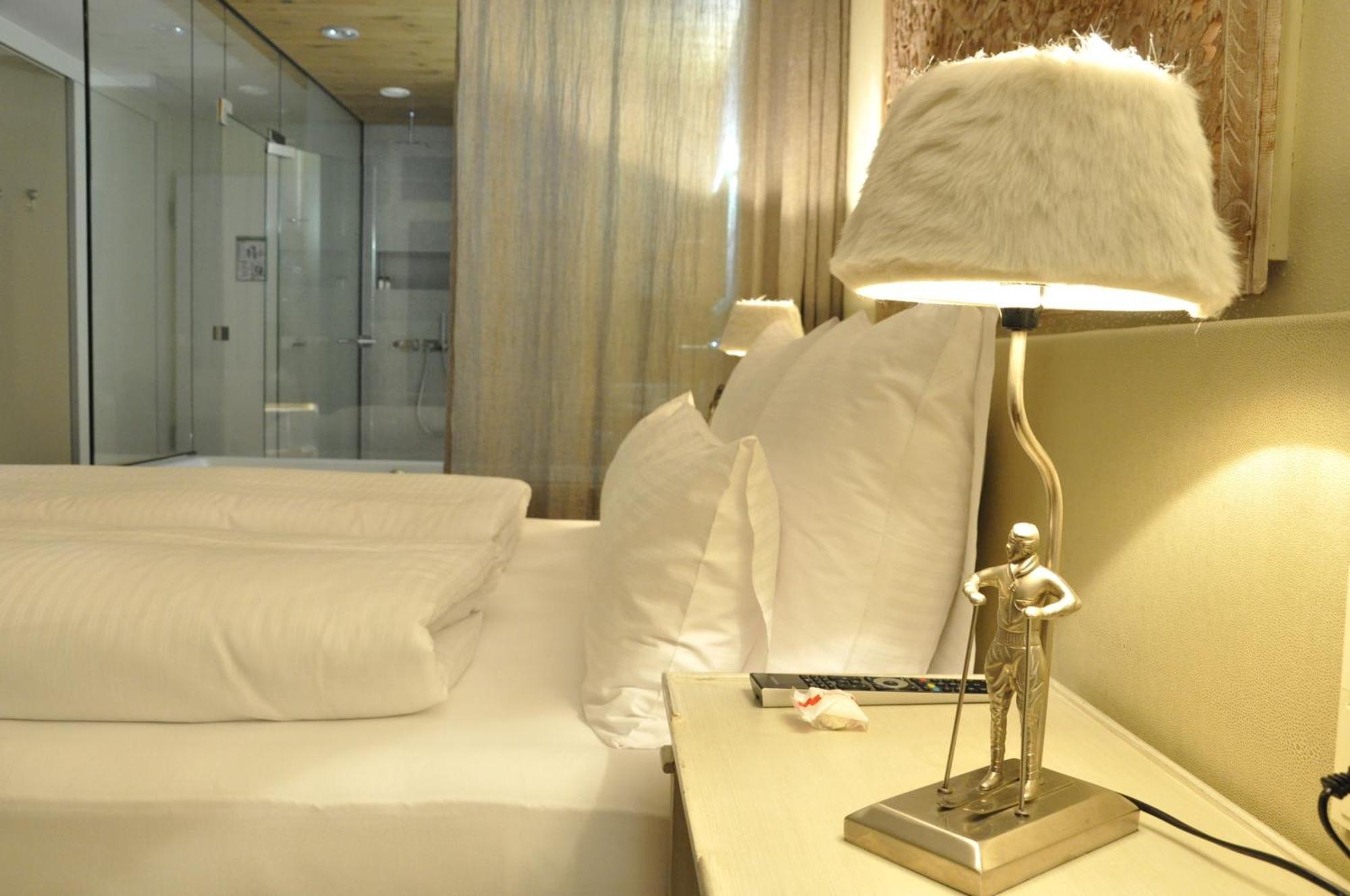 Wellnessgarten-Hotel Waging am See Rum bild